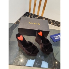 Alaia Sandals